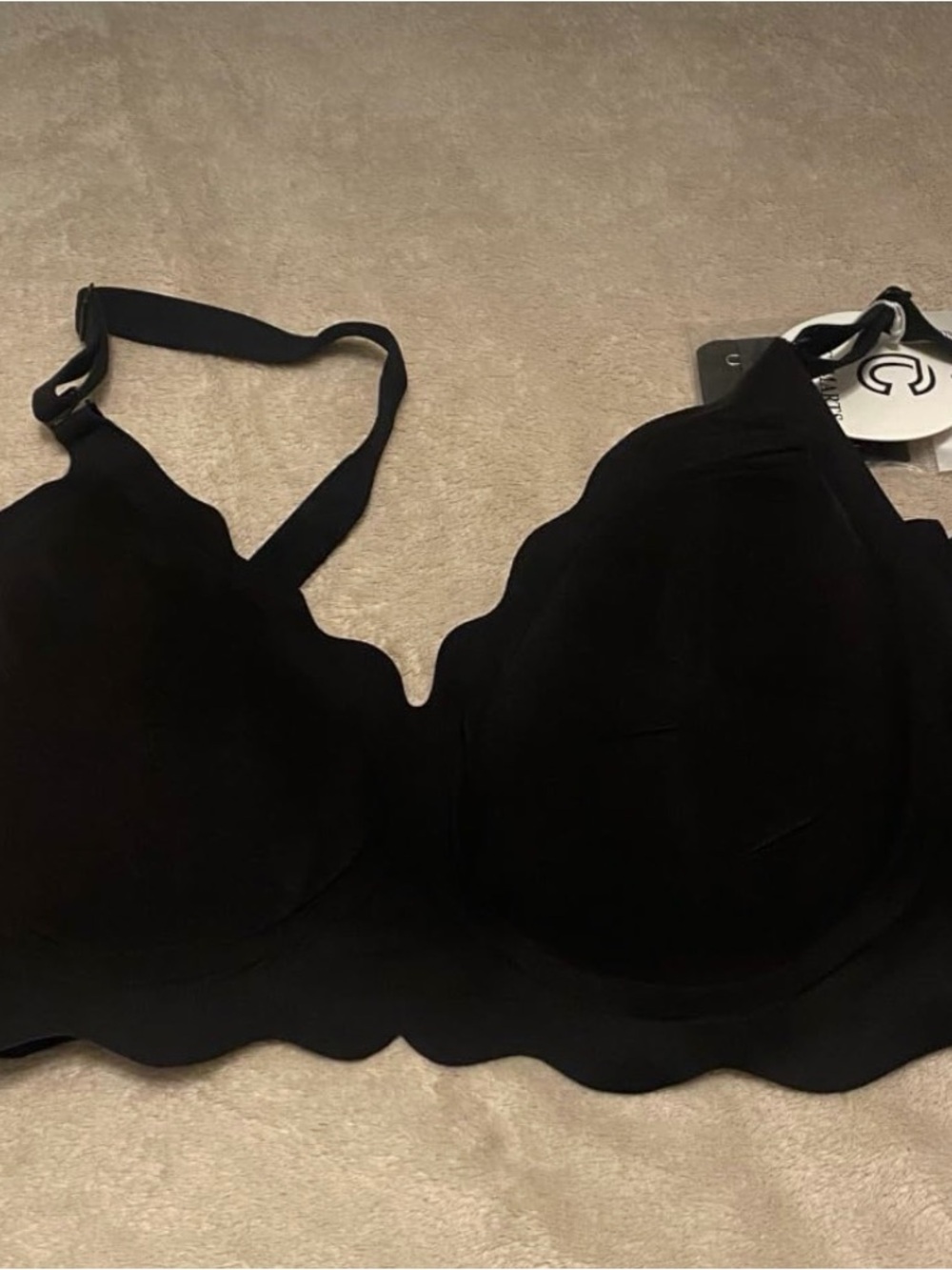 Seamless Scallop-Edge Black T-Shirt Bra size M